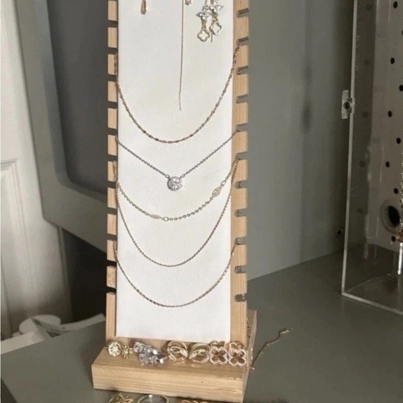 70 Piece Jewelry Collection 18k Gold Plated - Picture 4 of 10